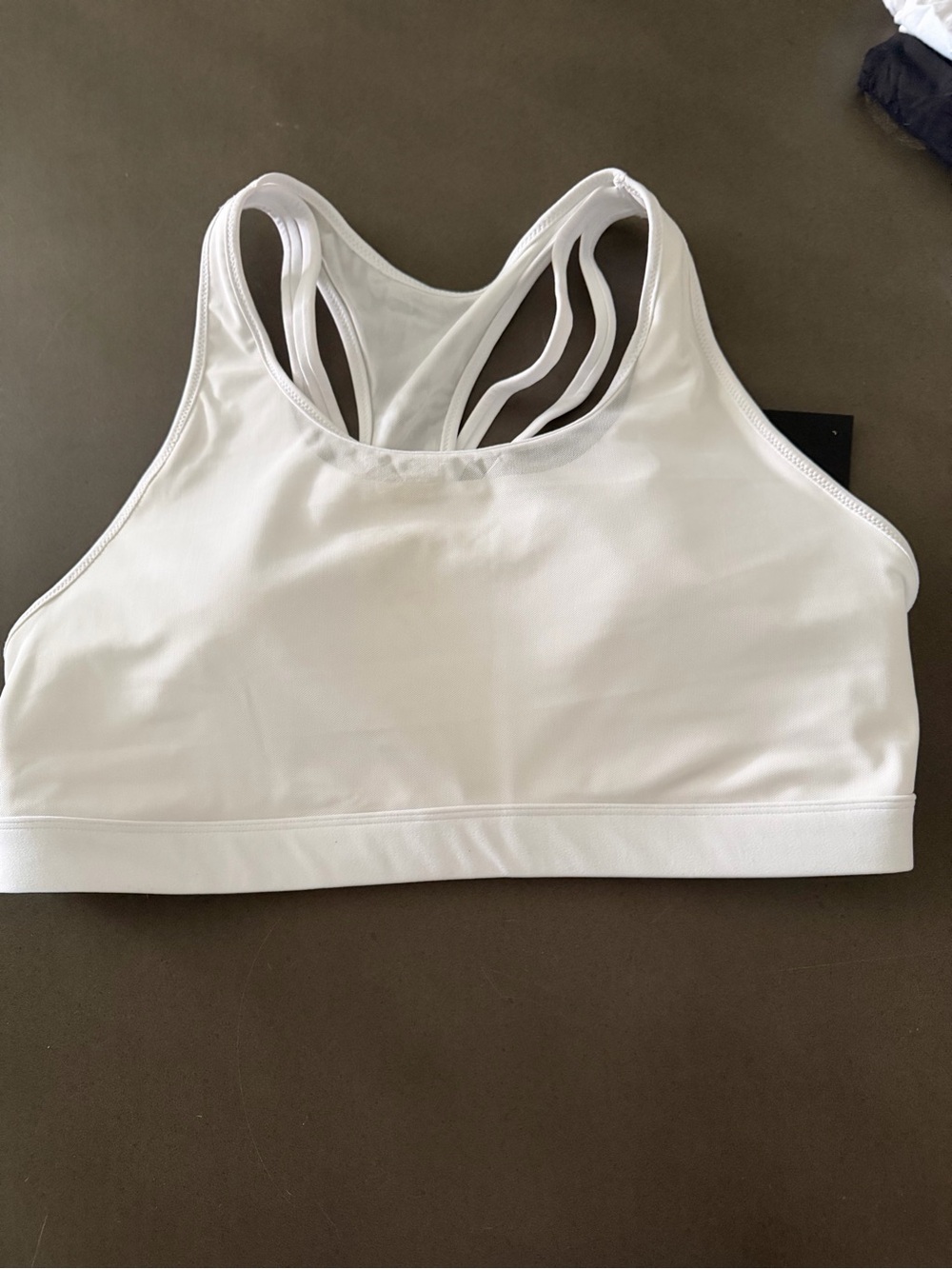 NWT Women’s Fabletics Principal High Impact Sports Bra, White, size XL